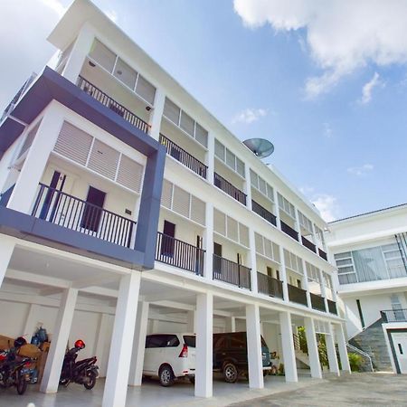 Oyo 3279 Joy Residence Samarinda Bagian luar foto
