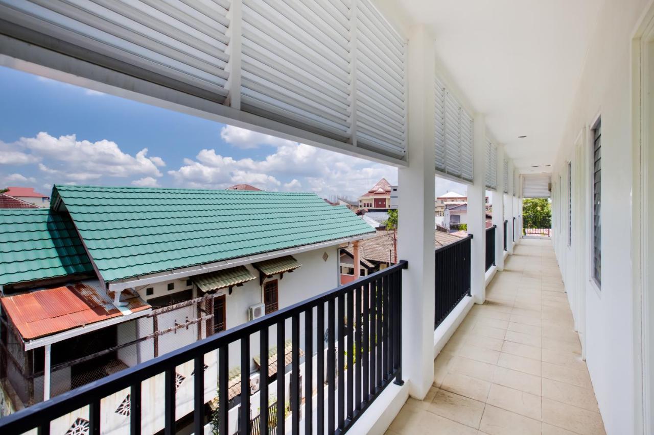 Oyo 3279 Joy Residence Samarinda Bagian luar foto