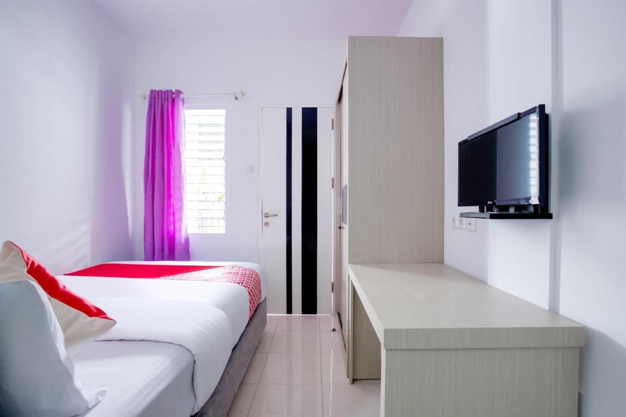 Oyo 3279 Joy Residence Samarinda Bagian luar foto