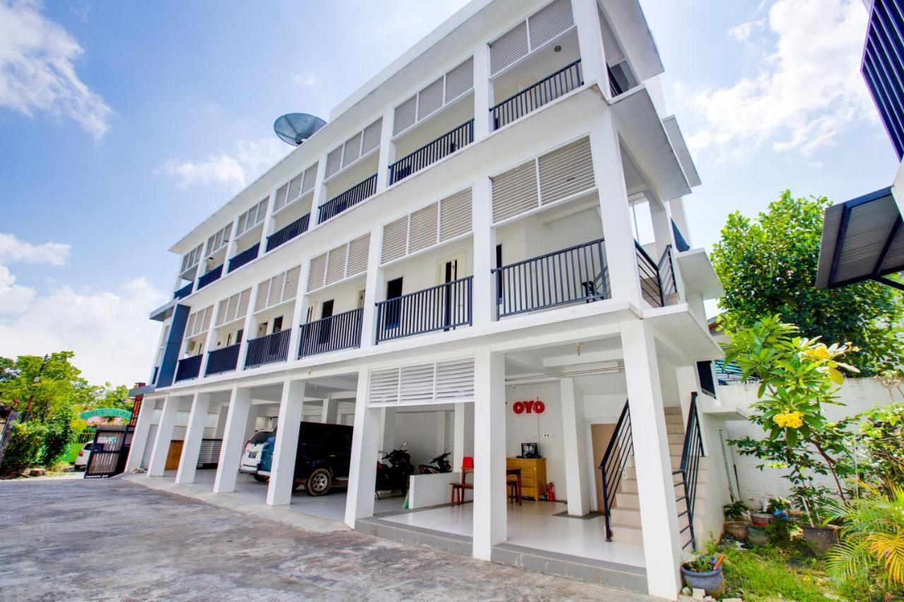 Oyo 3279 Joy Residence Samarinda Bagian luar foto